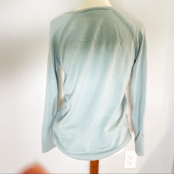 GAP V-Neck Sweater, Light Blue/Green (size: S) - Picture 3 of 11